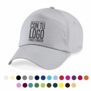 gorra con logo estampado DTF